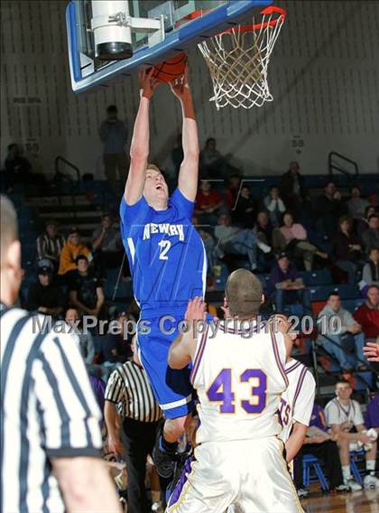 Thumbnail 2 in Williamsville vs Newark (Riverton Shootout) photogallery.