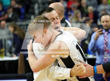 Thumbnail 3 in Graford vs. Texline (UIL 1A State Final) photogallery.