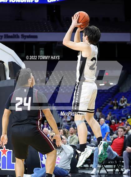 Thumbnail 2 in Graford vs. Texline (UIL 1A State Final) photogallery.