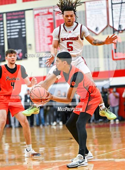 Thumbnail 1 in Central York @ Reading (PIAA Class 6A Semifinal) photogallery.