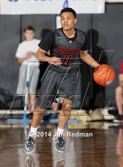Thumbnail 2 in Montverde Academy vs. Wayne (City of Palms Classic) photogallery.