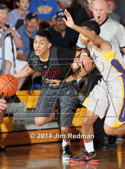 Thumbnail 2 in Montverde Academy vs. Wayne (City of Palms Classic) photogallery.