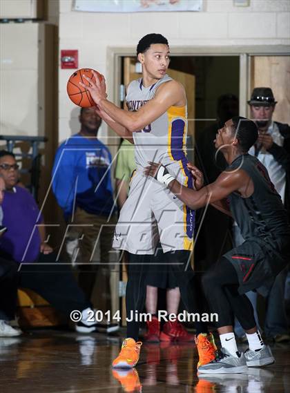 Thumbnail 1 in Montverde Academy vs. Wayne (City of Palms Classic) photogallery.