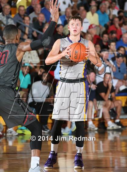 Thumbnail 3 in Montverde Academy vs. Wayne (City of Palms Classic) photogallery.
