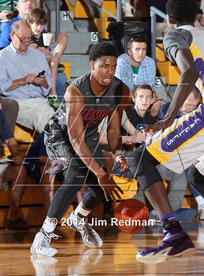 Thumbnail 1 in Montverde Academy vs. Wayne (City of Palms Classic) photogallery.