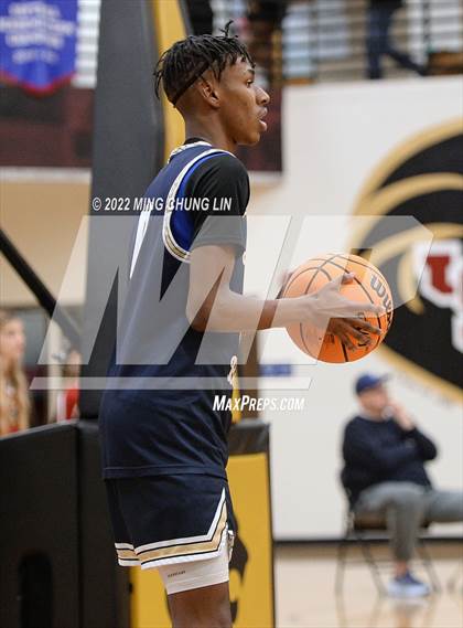 Thumbnail 1 in St. John Bosco @ JSerra Catholic (CIF SS D1 Semifinal) photogallery.