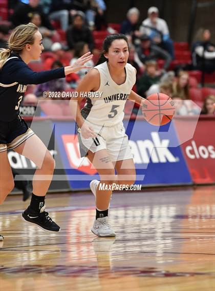 Thumbnail 2 in The Vanguard School vs. University (CHSAA 3A Final 4) photogallery.