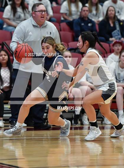 Thumbnail 3 in The Vanguard School vs. University (CHSAA 3A Final 4) photogallery.