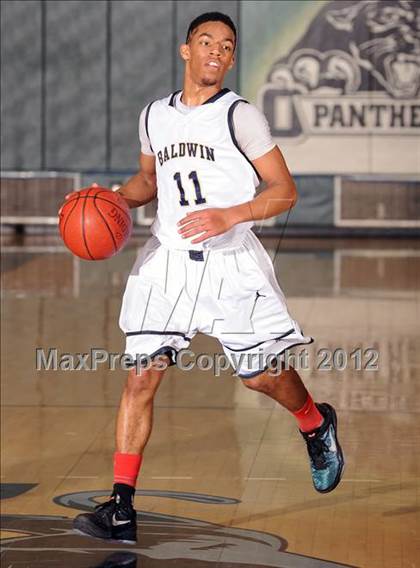 Thumbnail 2 in Elmont Memorial vs. Baldwin (Class AA Semifinal) photogallery.