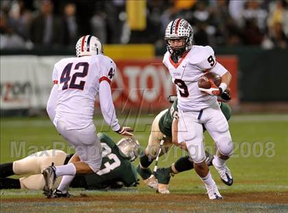 Thumbnail 1 in Tesoro vs. Poly (CIF SS PAC-5 Final) photogallery.