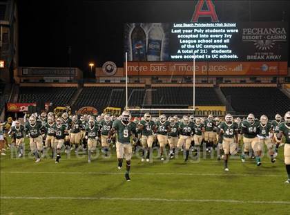 Thumbnail 1 in Tesoro vs. Poly (CIF SS PAC-5 Final) photogallery.