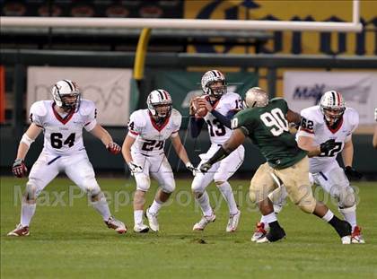 Thumbnail 1 in Tesoro vs. Poly (CIF SS PAC-5 Final) photogallery.