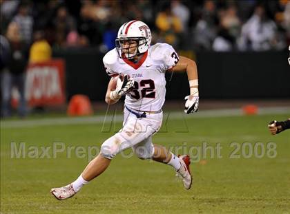 Thumbnail 2 in Tesoro vs. Poly (CIF SS PAC-5 Final) photogallery.