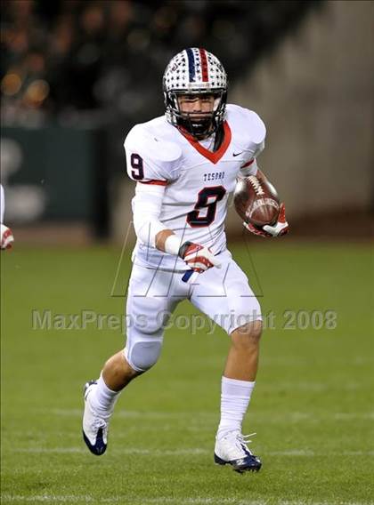 Thumbnail 2 in Tesoro vs. Poly (CIF SS PAC-5 Final) photogallery.