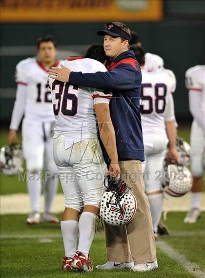 Thumbnail 3 in Tesoro vs. Poly (CIF SS PAC-5 Final) photogallery.