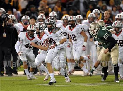 Thumbnail 2 in Tesoro vs. Poly (CIF SS PAC-5 Final) photogallery.