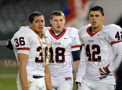Thumbnail 2 in Tesoro vs. Poly (CIF SS PAC-5 Final) photogallery.