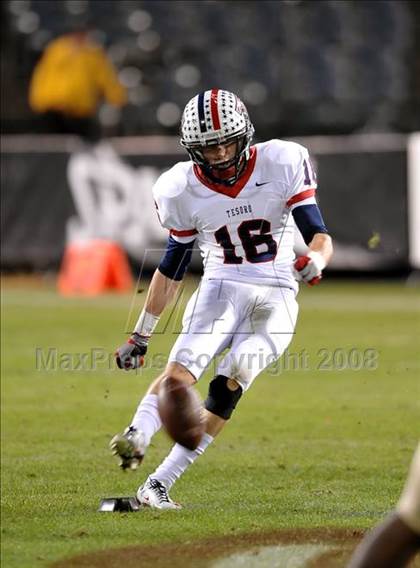 Thumbnail 1 in Tesoro vs. Poly (CIF SS PAC-5 Final) photogallery.