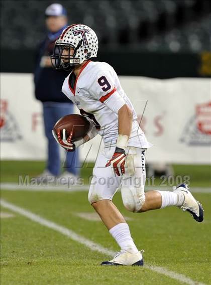 Thumbnail 3 in Tesoro vs. Poly (CIF SS PAC-5 Final) photogallery.
