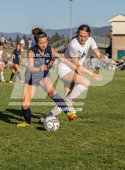 Thumbnail 2 in Coeur d'Alene vs Lake City (IHSAA 5A Regionals) photogallery.