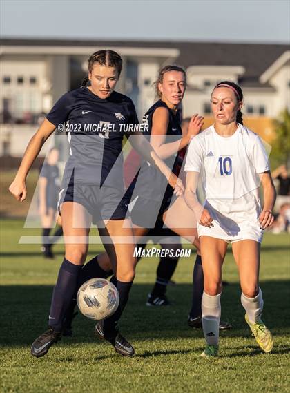 Thumbnail 3 in Coeur d'Alene vs Lake City (IHSAA 5A Regionals) photogallery.