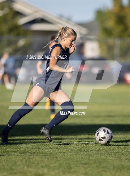 Thumbnail 1 in Coeur d'Alene vs Lake City (IHSAA 5A Regionals) photogallery.