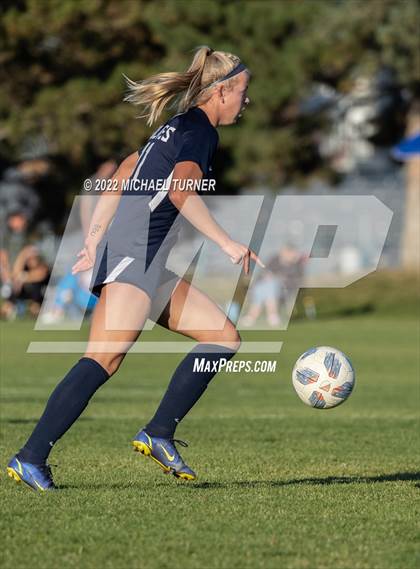Thumbnail 3 in Coeur d'Alene vs Lake City (IHSAA 5A Regionals) photogallery.
