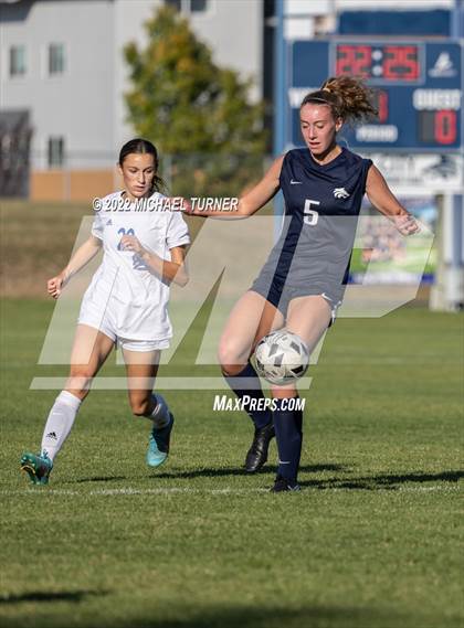 Thumbnail 3 in Coeur d'Alene vs Lake City (IHSAA 5A Regionals) photogallery.