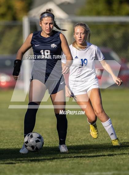 Thumbnail 3 in Coeur d'Alene vs Lake City (IHSAA 5A Regionals) photogallery.