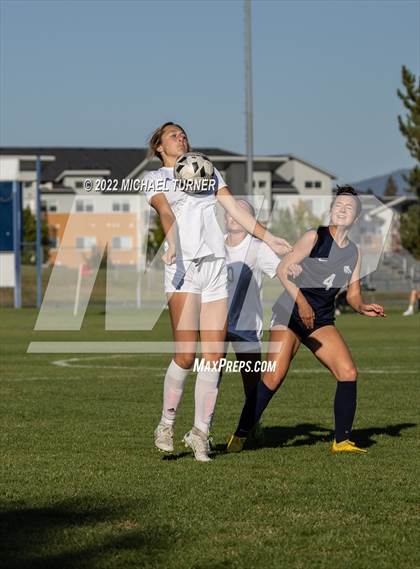Thumbnail 1 in Coeur d'Alene vs Lake City (IHSAA 5A Regionals) photogallery.