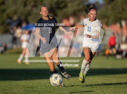 Thumbnail 1 in Coeur d'Alene vs Lake City (IHSAA 5A Regionals) photogallery.