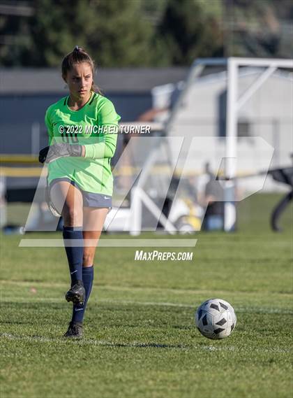 Thumbnail 1 in Coeur d'Alene vs Lake City (IHSAA 5A Regionals) photogallery.