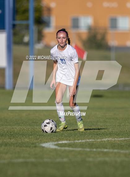 Thumbnail 1 in Coeur d'Alene vs Lake City (IHSAA 5A Regionals) photogallery.