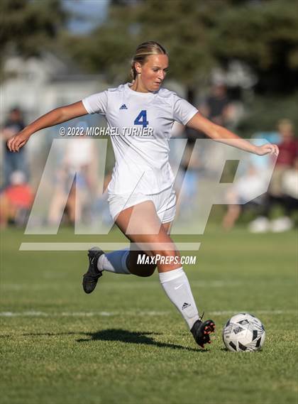Thumbnail 1 in Coeur d'Alene vs Lake City (IHSAA 5A Regionals) photogallery.