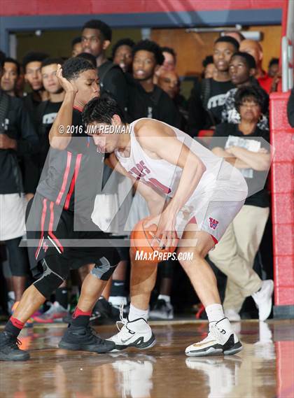 Thumbnail 3 in Westlake vs. Findlay Prep (Thanksgiving Hoopfest) photogallery.