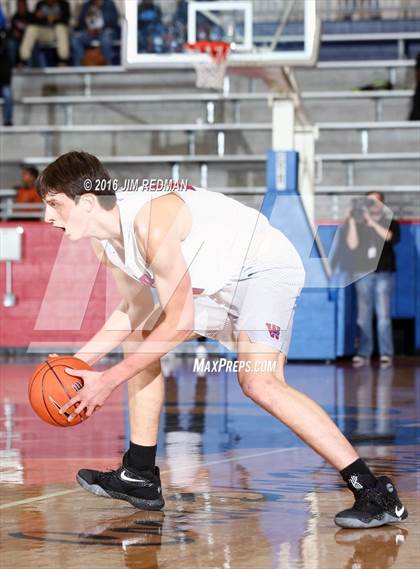 Thumbnail 1 in Westlake vs. Findlay Prep (Thanksgiving Hoopfest) photogallery.