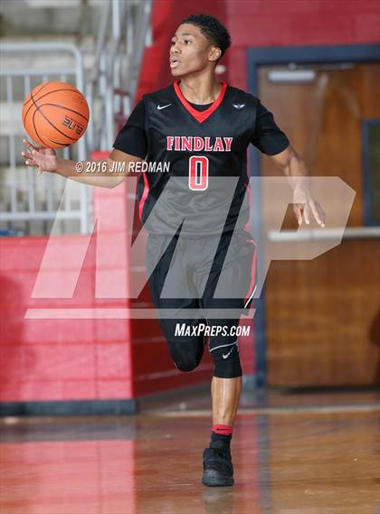 Thumbnail 2 in Westlake vs. Findlay Prep (Thanksgiving Hoopfest) photogallery.