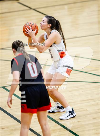 Thumbnail 2 in Rising Sun vs. Tri-State Christian photogallery.
