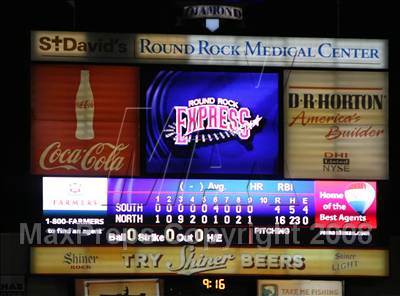 Thumbnail 2 in Austin Area All-Star Game photogallery.