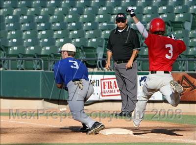 Thumbnail 2 in Austin Area All-Star Game photogallery.