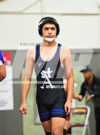 Thumbnail 1 in Monte Vista Invitational photogallery.