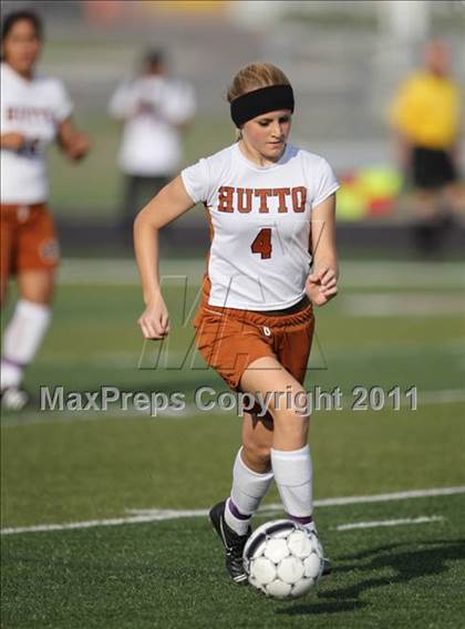 Thumbnail 3 in Hutto vs Hays (4A Region 4 Bi-District Playoffs) photogallery.