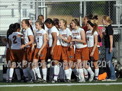Thumbnail 3 in Hutto vs Hays (4A Region 4 Bi-District Playoffs) photogallery.
