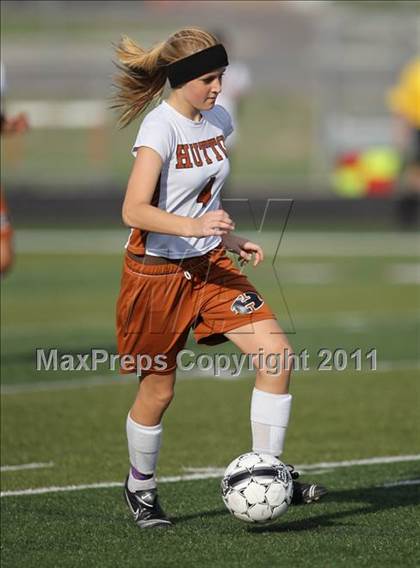 Thumbnail 3 in Hutto vs Hays (4A Region 4 Bi-District Playoffs) photogallery.