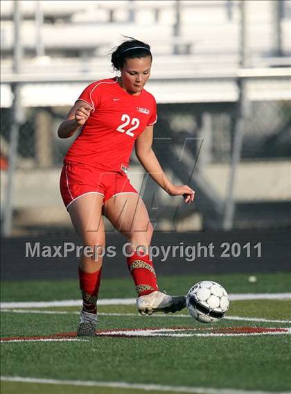 Thumbnail 1 in Hutto vs Hays (4A Region 4 Bi-District Playoffs) photogallery.
