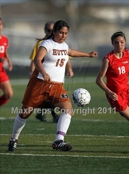Thumbnail 3 in Hutto vs Hays (4A Region 4 Bi-District Playoffs) photogallery.