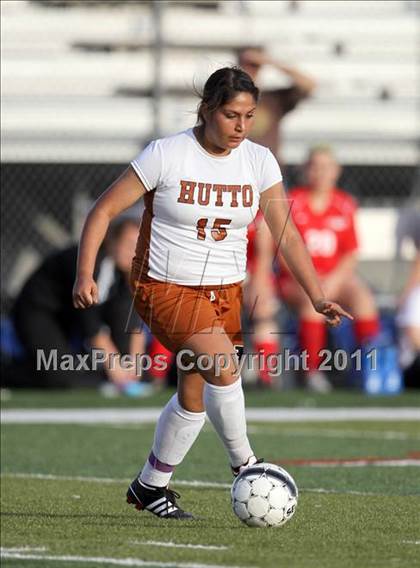 Thumbnail 2 in Hutto vs Hays (4A Region 4 Bi-District Playoffs) photogallery.