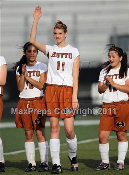 Thumbnail 2 in Hutto vs Hays (4A Region 4 Bi-District Playoffs) photogallery.