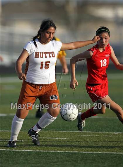 Thumbnail 2 in Hutto vs Hays (4A Region 4 Bi-District Playoffs) photogallery.