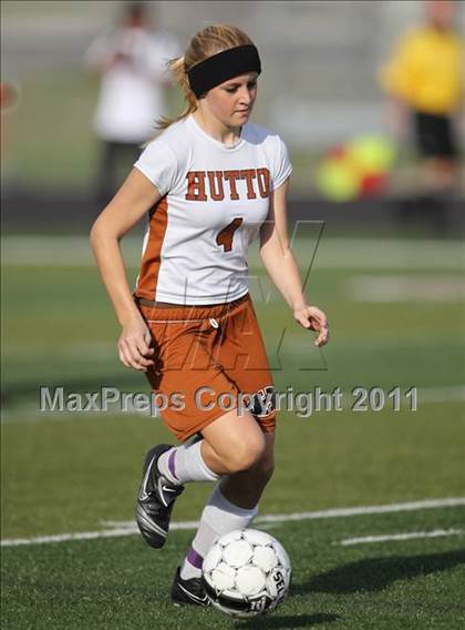 Thumbnail 2 in Hutto vs Hays (4A Region 4 Bi-District Playoffs) photogallery.